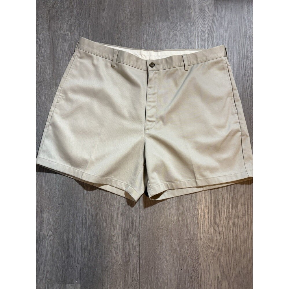 L.L. Bean Comfort Waist Khaki Chino Shorts Mens 40 Beige Casual Golf Rugged EUC